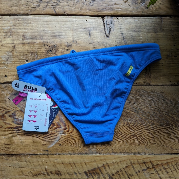 Arena, bikini bottoms, women's, size medium - Picture 2 of 4